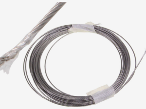 Stahlseil für Seilanlenkungen, mit Kunststoffmantel, D=0.7mm, L=5m, 1 Stk.